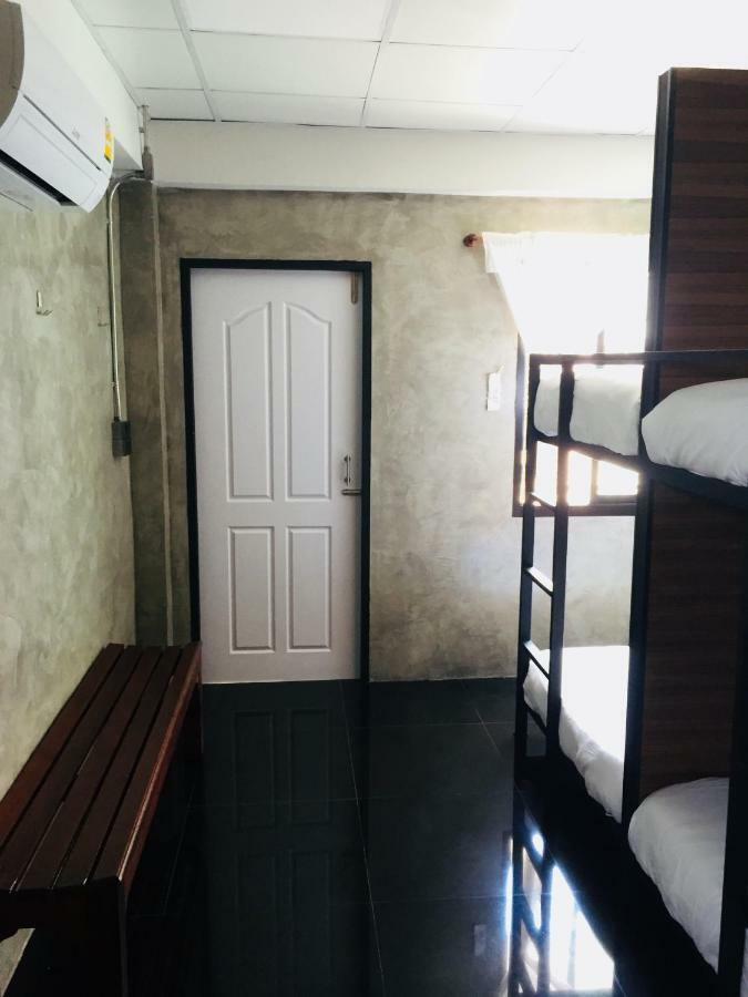 Hostel Baan Lung Poshtel Chiang Mai Zewnętrze zdjęcie