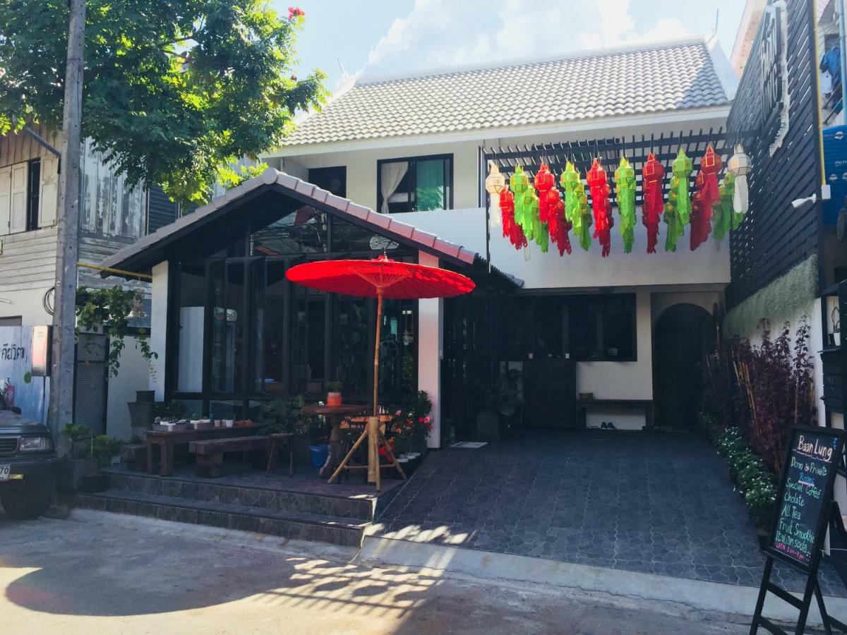 Hostel Baan Lung Poshtel Chiang Mai Zewnętrze zdjęcie